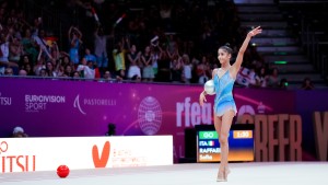 f ball raffaeli sofia ita ph simone ferraro sfa06180 copia